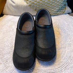 Ariat Waterproof Fog Clog Slip On Shoes